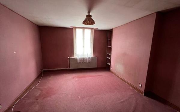 Maison à vendre    3 pièces •  Seigy