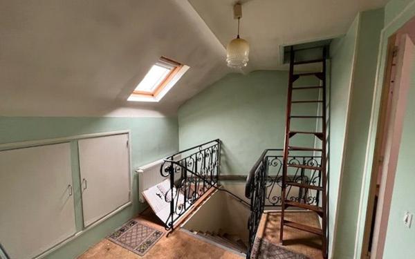 Maison à vendre    3 pièces •  Seigy