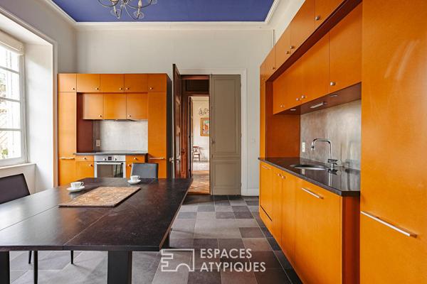 Hôtel particulier historique et son pavillon au cachet atypique