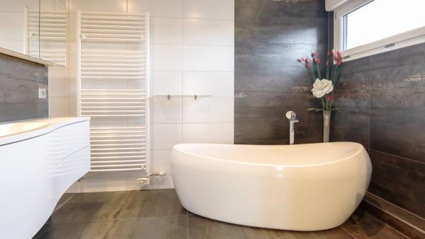 A la vente à BLOTZHEIM (68) maison contemporaine de 7 pièces avec jardin, sous-sol et garage