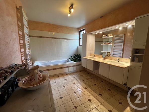 Maison à vendre  10 pièces - 360,51 m2 BEAUGENCY - 45