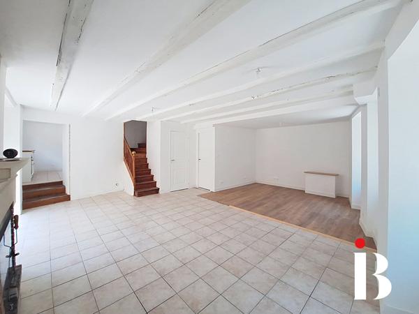 A 10 mn d'Atlantis, maison-appartement de bourg 5 chambres