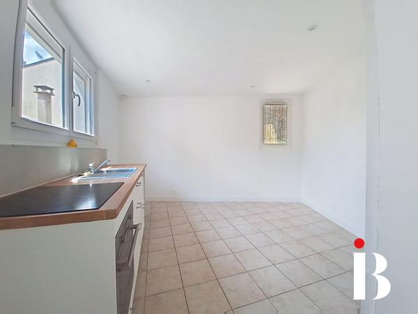 A 10 mn d'Atlantis, maison-appartement de bourg 5 chambres