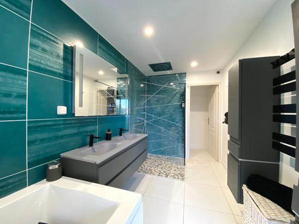 Maison d'architecte à vendre 8 pièces BORAN SUR OISE (60)