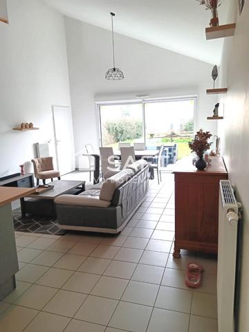 ? Maison 98 m² avec suite parentale au RDC, garage 20 m² et terrain clos 339 m² – proche commerces à Talmont-Saint-Hilaire !