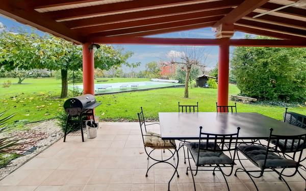 Maison à vendre    5 pièces • 140 m2 Lamothe-Capdeville