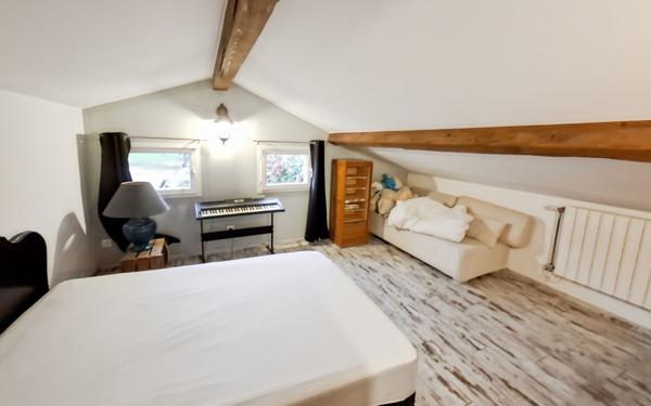 Maison à vendre    5 pièces • 140 m2 Lamothe-Capdeville