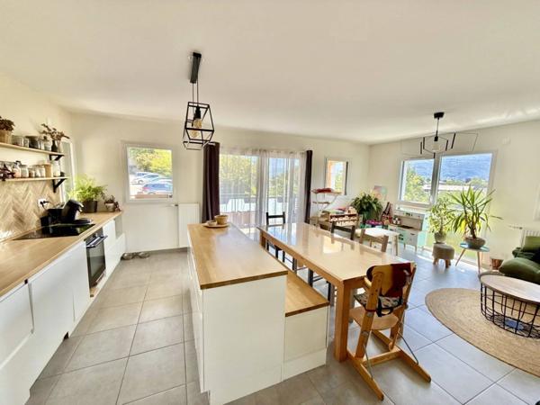 Appartement T4 à Saint-Jeoire-Prieuré