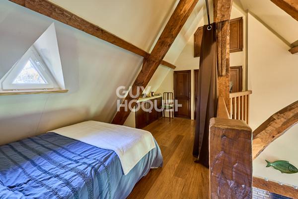 TOURGEVILLE - SUPERBE DUPLEX AVEC VUE MER ET CHARME AUTHENTIQUE