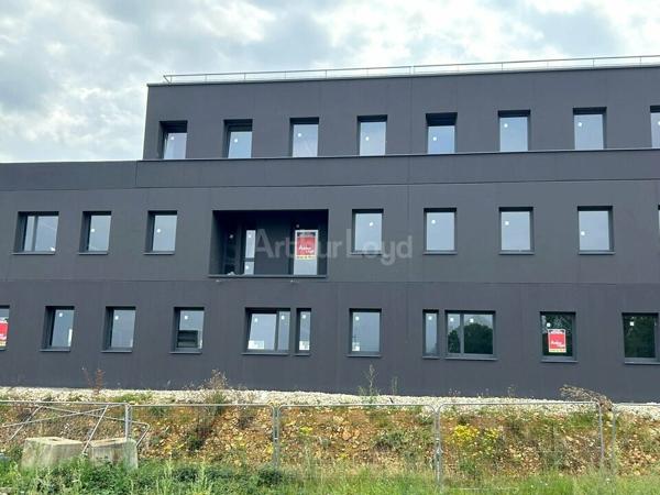 BUREAUX à VENDRE de 559 m²