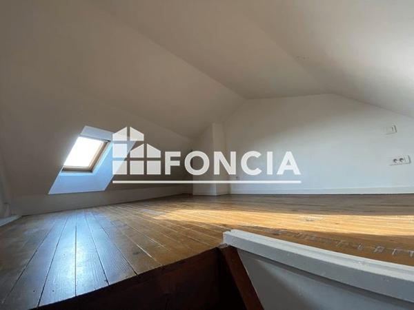 Location Appartement 2 pièces 27.6 m² - 3 BIS RUE VERLAINE Rethel 08300
