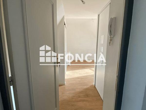 Location Appartement 2 pièces 27.6 m² - 3 BIS RUE VERLAINE Rethel 08300