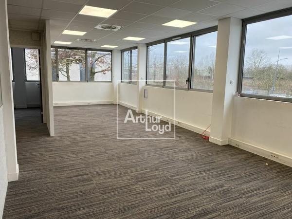 BUREAUX CLIMATISES A LOUER - GRIGNY