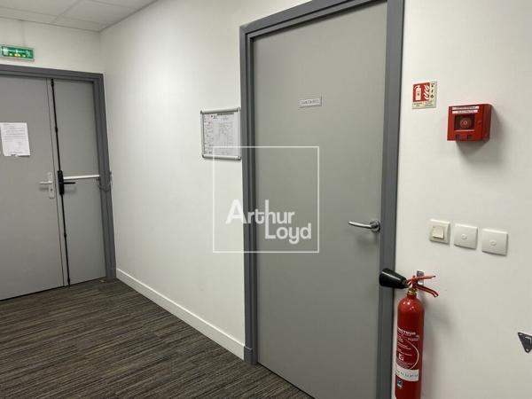 BUREAUX CLIMATISES A LOUER - GRIGNY