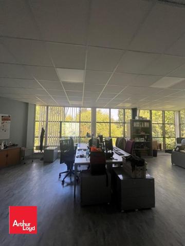 Bureau à louer à LUCE 28110