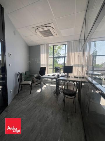 Bureau à louer à LUCE 28110
