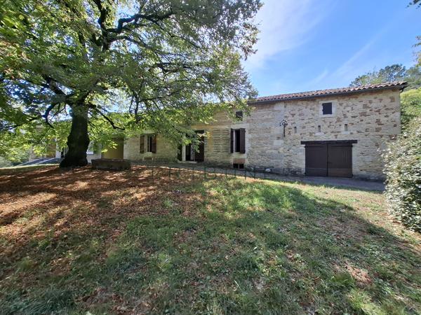 Maison 7 pièce(s) 4 chambre(s) 243 m²