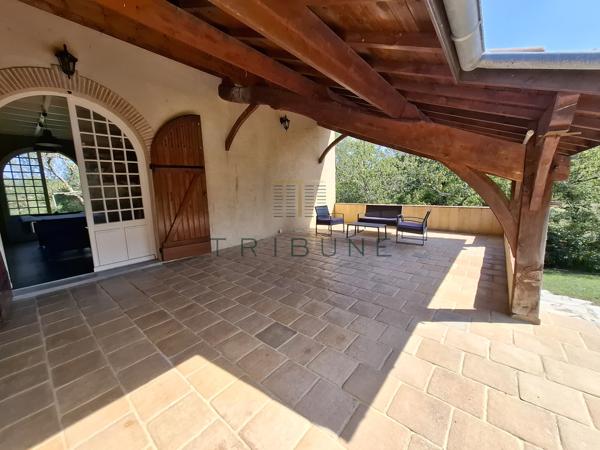 Maison 7 pièce(s) 4 chambre(s) 243 m²