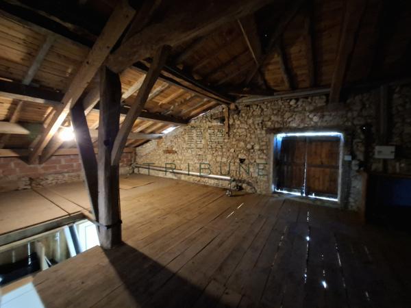 Maison 7 pièce(s) 4 chambre(s) 243 m²