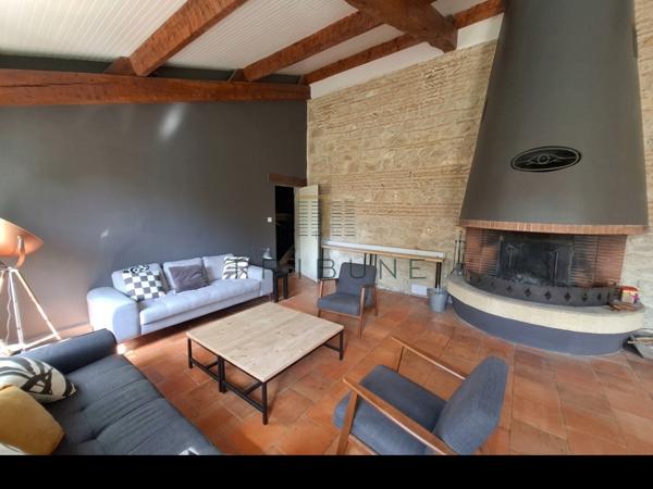 Maison 7 pièce(s) 4 chambre(s) 243 m²