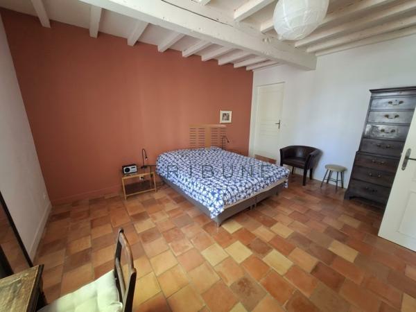 Maison 7 pièce(s) 4 chambre(s) 243 m²