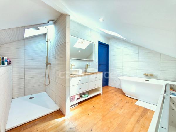 Maison à vendre 6 pièces, 215 m² habitables à AIRE SUR L'ADOUR (40)