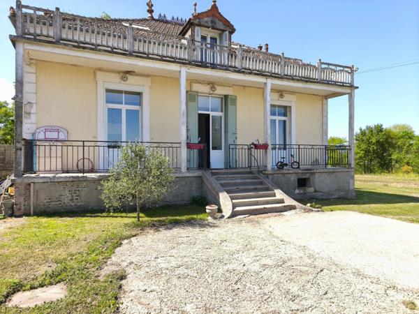 Maison à vendre 6 pièces, 215 m² habitables à AIRE SUR L'ADOUR (40)