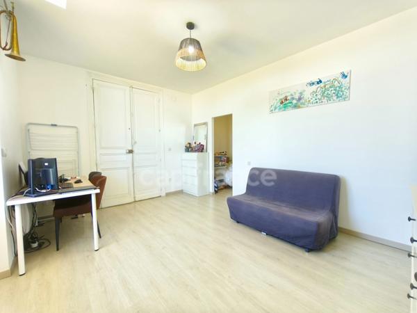 Maison à vendre 6 pièces, 215 m² habitables à AIRE SUR L'ADOUR (40)