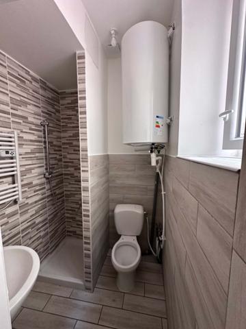 Appartement
                                                                                                                                                                                                                                                                                                                        2 pièce(s)                                                                                                                                                                                                          1 chambre(s)                                                                                                                                                                                                          29.77  m²