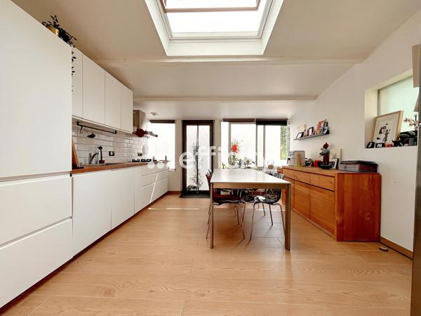 Maison 5 pièces - 90 m² Exclusivité efficity