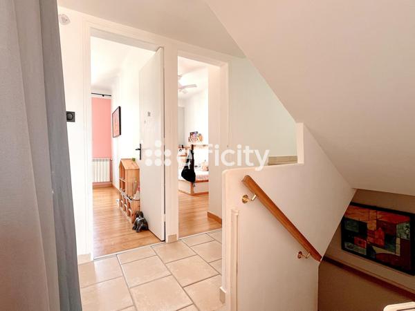 Maison 5 pièces - 90 m² Exclusivité efficity