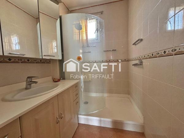 T4 familial avec garage