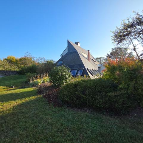 Maison d'architecte signée Maurice Thomas - VUE LOIRE - aux portes d'ANCENIS.