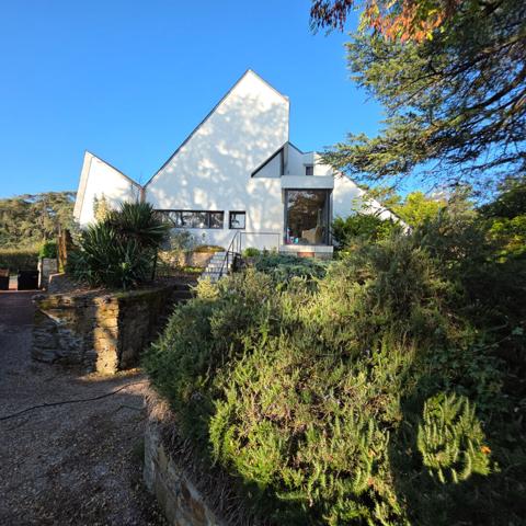 Maison d'architecte signée Maurice Thomas - VUE LOIRE - aux portes d'ANCENIS.