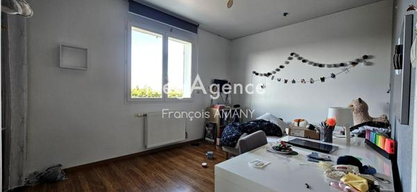 Maison à Dommartin, 69380 - 7 pièces 240m²