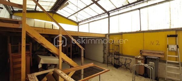 Local commercial de 140 m²