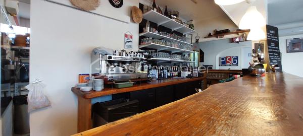 Local commercial de 140 m²