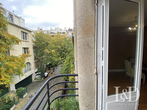 Belle Maison ancienne au coeur du Hameau Michel Ange