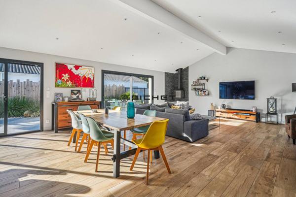 Maison 6 pièces 177 m²