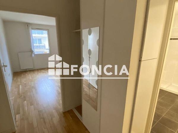 Location Studio 33.9 m² - 15 RUE DU TRAVERS DES CHAMPS GUILLAUME Cormeilles-en-parisis 95240