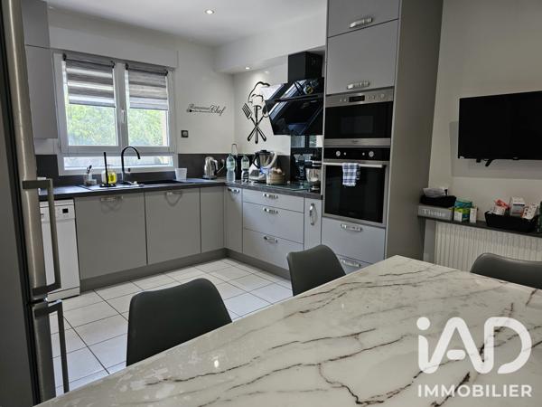 Maison à vendre 7 pièces 141 m² Guichainville