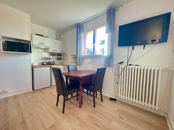 Appartement Poissy 2 pièce(s) 27 m2 144 900 € **  - Référence  9382
