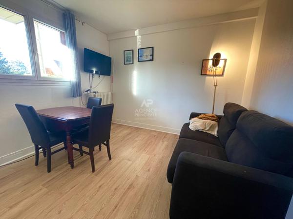 Appartement Poissy 2 pièce(s) 27 m2 144 900 € **  - Référence  9382