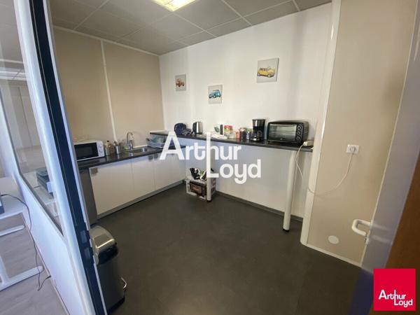 BUREAUX A LOUER 200 M² FREJUS