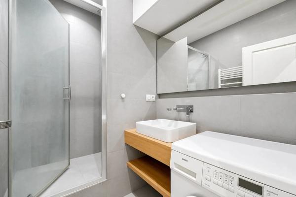 Appartement à vendre 3 pièces PARIS 18EME ARRONDISSEMENT (75)