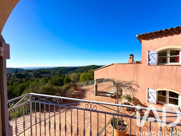 Maison à vendre 6 pièces 240 m² Sanary-sur-Mer