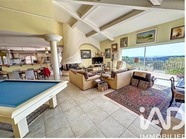 Maison à vendre 6 pièces 240 m² Sanary-sur-Mer