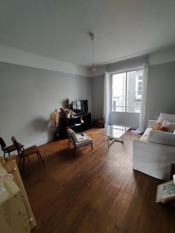 Appartement * 2 Pièces * 59 M² * 44000 Nantes * 628 * 90 * 718, Nantes 44000