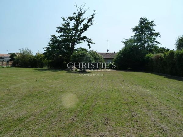 ANDERNOS, PROCHE CENTRE VILLE, GRAND TERRAIN 2 184 M2