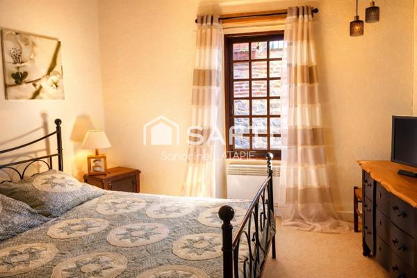 Maison de village sur 3 niveaux avec jardinet